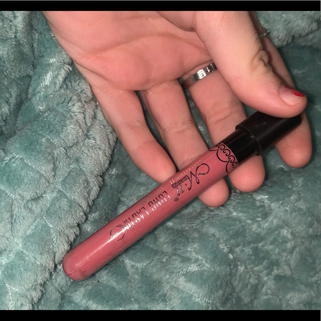 Long Lasting Pink Lip Gloss